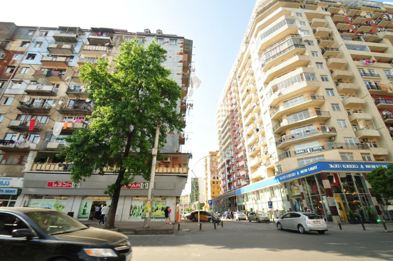 Apartments With A View Of The Trinity Holy باتومي المظهر الخارجي الصورة