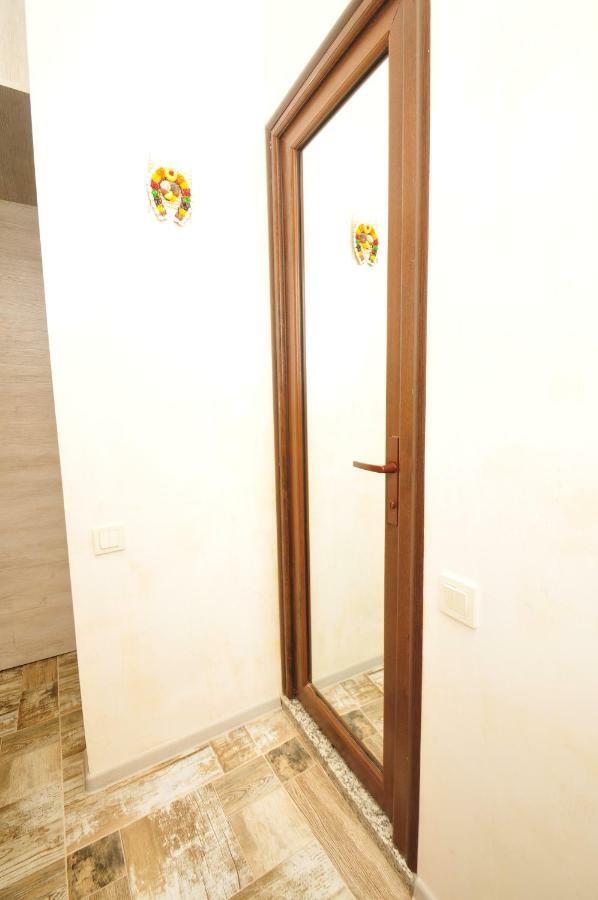 Apartments With A View Of The Trinity Holy باتومي المظهر الخارجي الصورة