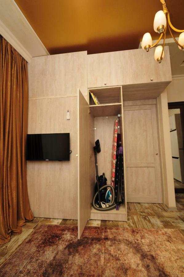 Apartments With A View Of The Trinity Holy باتومي المظهر الخارجي الصورة