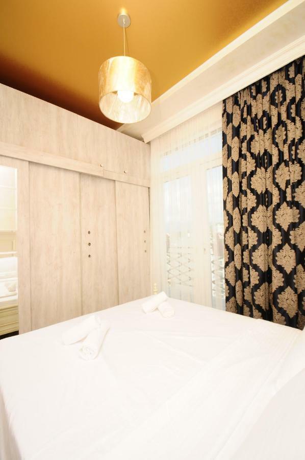 Apartments With A View Of The Trinity Holy باتومي المظهر الخارجي الصورة